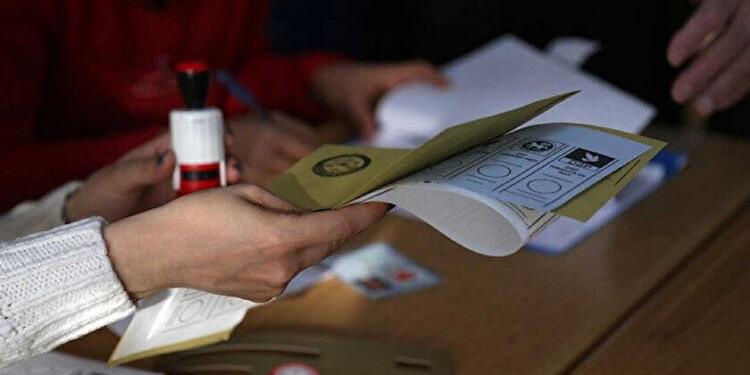 AKP’nin oyu yüzde 28,9’a düştü, MHP baraj altında