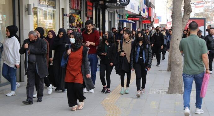 KDP’ye tepkiler artıyor: Barzani ailesi ahlaki olmayan politika yürütüyor