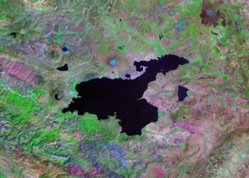 Van Gölü her geçen yıl küçülüyor