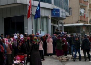 İŞKUR raporuna göre işsizlik 1 yılda yüzde 23 arttı