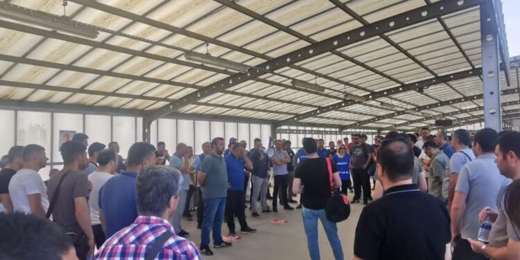 TÜPRAŞ işçisi dayatmalar karşısında kendini rafineriye kapattı