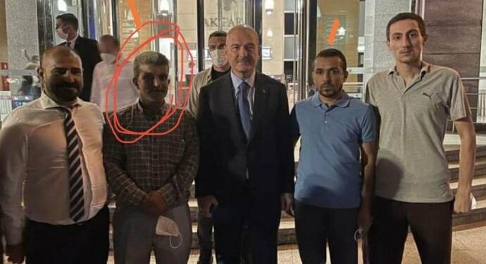 HDP önünde provokasyon yaratanların da Soylu ile fotoğrafı var