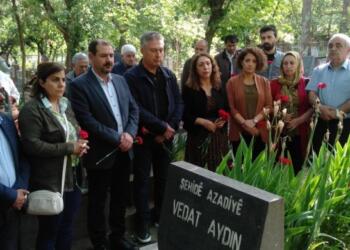 Vedat Aydın’ın mezarına ziyaret: Hayallerine ulaşıncaya kadar mücadele edeceğiz