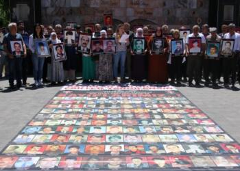 Kayıp yakınları Hasan Ocak ve Rıdvan Karakoç’un faillerini sordu