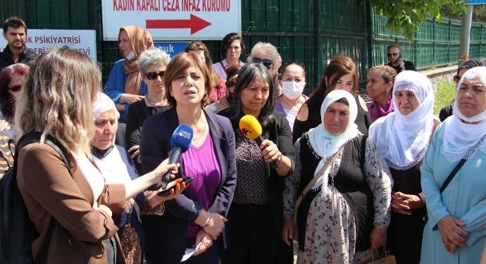 HDP, Gezi Davası’nda tutuklanan kadınlarla görüştü: Dayanışmayı büyüteceğiz