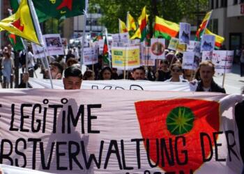 Saldırılar Avrupa kentlerinde protesto edildi