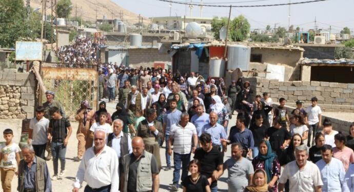 Maxmur’da SİHA saldırısı yürüyüşle protesto edildi