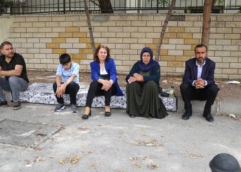 Şenyaşar ailesi bayramda da adliye önünde: Öleceksem burada ölürüm