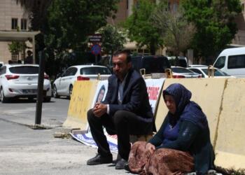 Şenyaşar ailesi: Bir anne faili meçhul tehdidine karşı direniyor