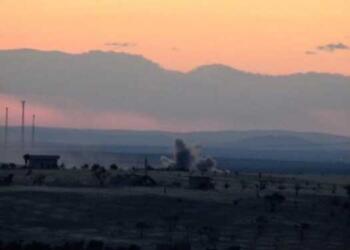 Kobanê’nin köyleri iki gündür bombalanıyor