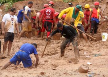 Brezilya’da toprak kayması: 79 kişi hayatını kaybetti