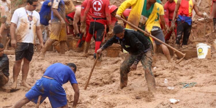 Brezilya’da toprak kayması: 79 kişi hayatını kaybetti
