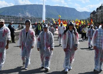 Savaş karşıtı yürüyüş: İnsanlık suçlarına ortak olmayın