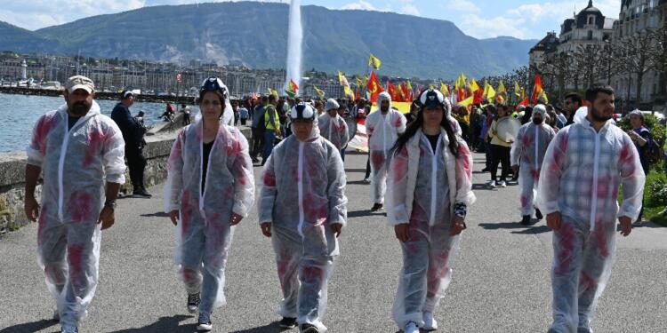 Savaş karşıtı yürüyüş: İnsanlık suçlarına ortak olmayın