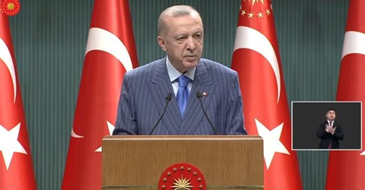 Erdoğan hak ve özgürlük alanlarını genişlettiklerini savundu