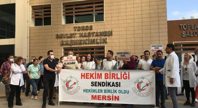 Hekim Sen, özlük hakları için iş bırakma eylemi yaptı