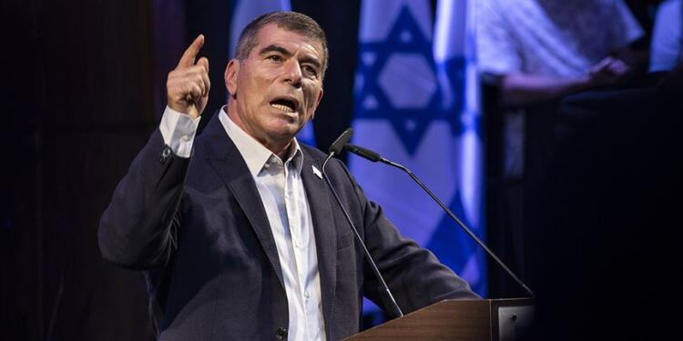 İsrail Lavrov’a ‘ırkçılığın en aşağı seviyesi’ dedi ve özür istedi