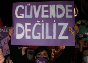 İzmir’de bir kadın şüpheli şekilde yaşamını yitirdi