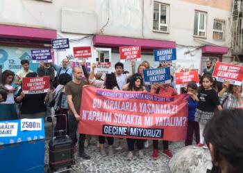 Kadıköy’de kiracı protestosu: Sokakta mı yatalım?