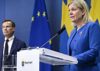 İsveç NATO üyeliğine başvurma kararı aldı