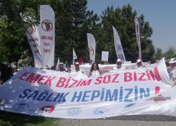 Beyaz Miting: Sağlık emekçileri Ankara’ya aktı