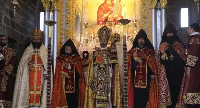 Surp Giragos Ermeni Kilisesi’nde 7 yıl sonra ilk ayin