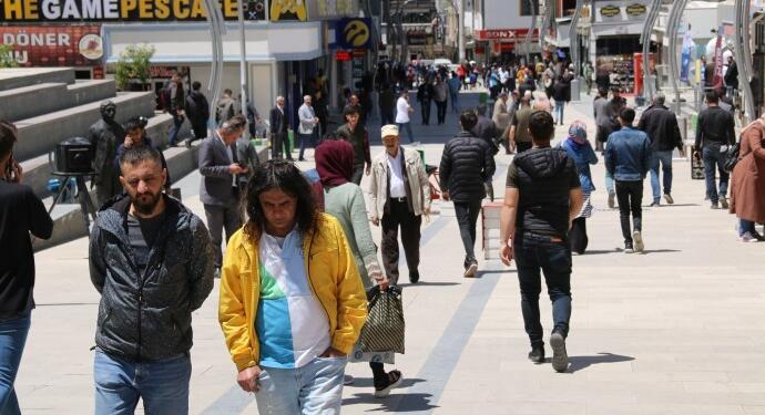 ‘Kaynaklar savaşa değil insanların hayatlarını kolaylaştırmak için harcanmalı’