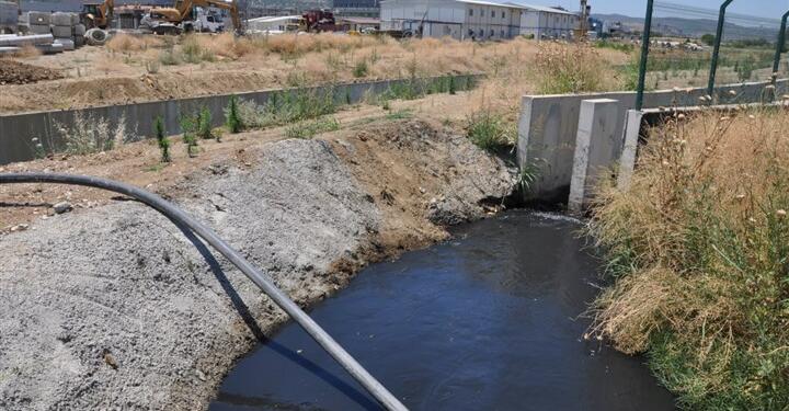 Arıtmasız OSB’den siyanür atığı!