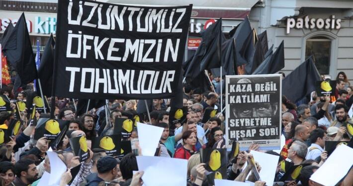 Soma’da zulüm devam ediyor: Ailelerinin hesaplarına haciz