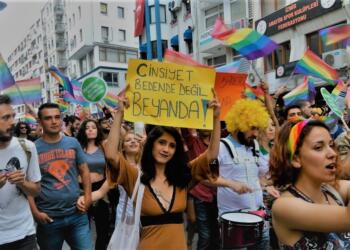 Valilik tarafından Onur Yürüyüşü’ne ulaşım engeli