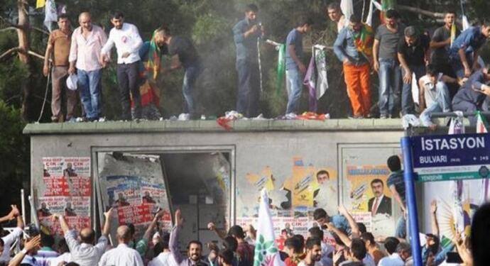 HDP mitingine saldırı: İstinaf polislerin beraatını onadı