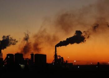 Manisa’da çevre kirliliğine neden olan firmanın lisansını iptal edildi