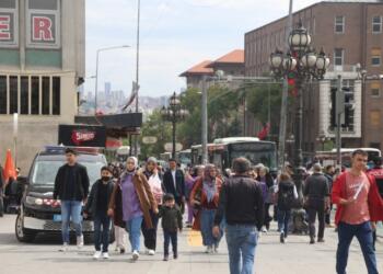 Pazardan eli boş dönen yurttaşlar: İktidarı göndermeliyiz