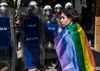 Saldırı ve ablukaya rağmen Onur Yürüyüşü gerçekleşti