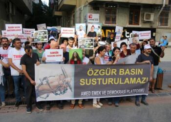 Amed Emek ve Demokrasi Platformu’ndan gazetecilere destek eylemi