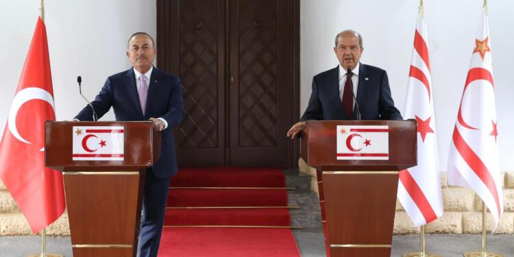 Çavuşoğlu Kıbrıs muhalefet partisini de PKK’ye bağladı