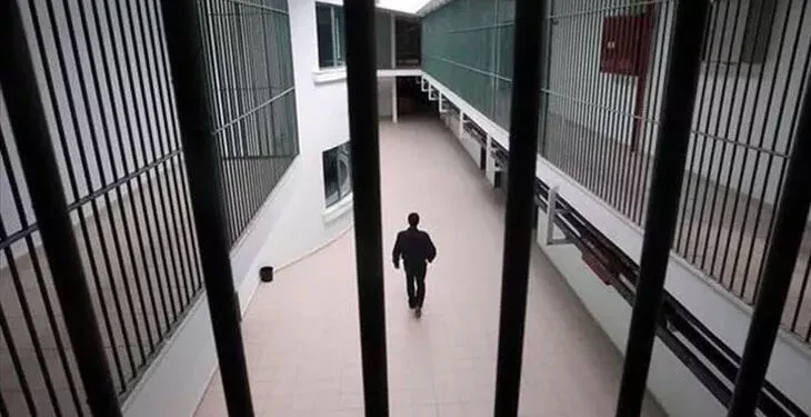 Kobanêli tutukluya darp ve çıplak arama işkencesi