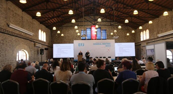 Gazetecilere gözaltı EFJ gündeminde: Gerçeği yazmanın karşılığı ateşten gömlek