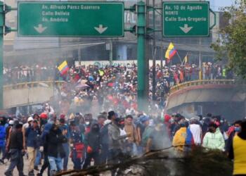 Ekvadorlular ve Arjantinliler ayakta