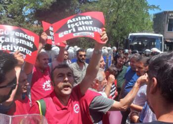 EneriSA işçileri Sabancı Holding önünde gözaltına alındı