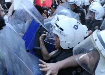 Gezi protestosunda gözaltına alınanlar serbest bırakıldı
