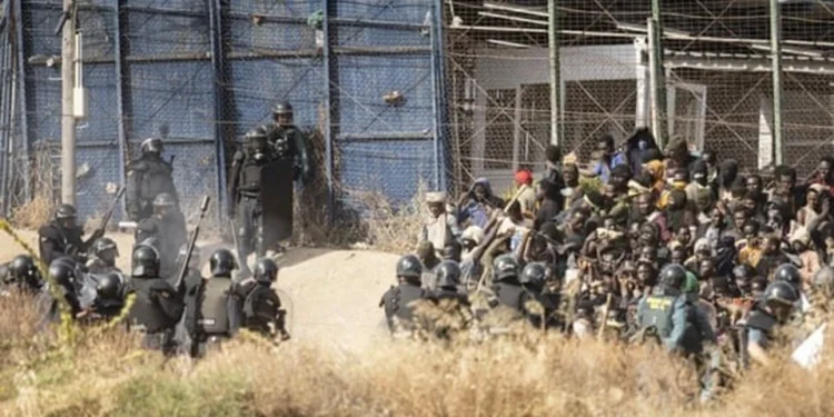 Mültecileri katlettiler: 23 kişi hayatını kaybetti