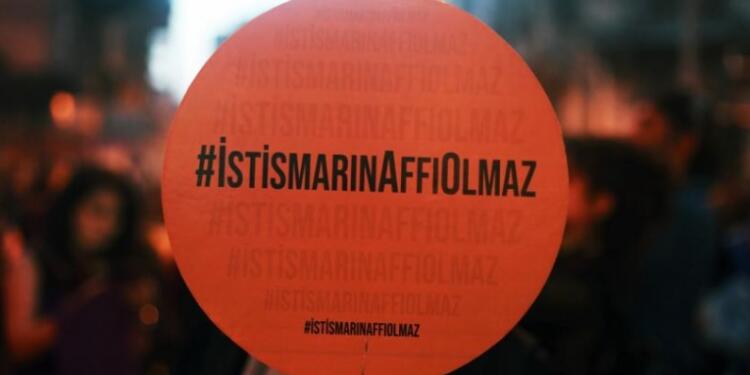 Öğrenciyi taciz eden öğretmen başka okulda görevlendirildi