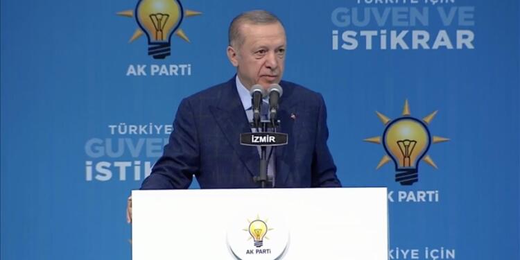 Erdoğan aday olduğunu ilan etti