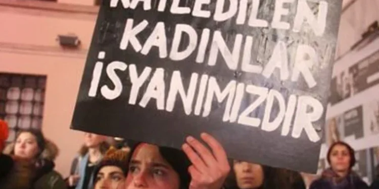 Çorum’da erkek şiddeti: Bir katın katledildi, biri yaralandı