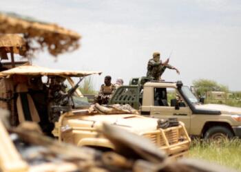 FILE PHOTO: Malian soldiers are pictured during a patrol with soldiers from the new Takuba force near Niger border in Dansongo Circle, Mali August 23, 2021. Picture taken August 23, 2021. REUTERS/Paul Lorgerie//File Photo