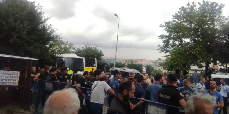 Okmeydanı’nda kentsel dönüşüme yürütmeyi durdurma kararı