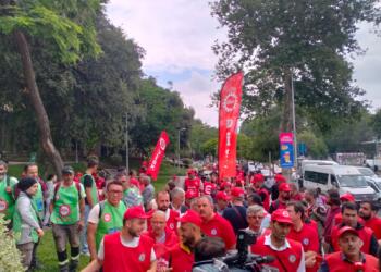 İBB iştiraki Ağaç A.Ş. işçilerinden Saraçhane’de protesto