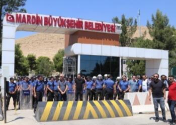 Kayyum yönetiminden işçilere sendika baskısı