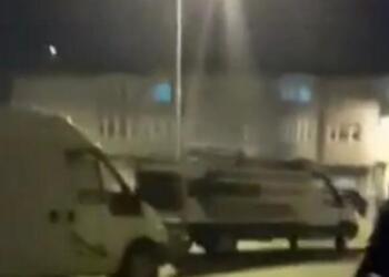 AKP’li Sayan’ın istifasını isteyen Yıldırım’ın evinin önünde silahlı çatışma